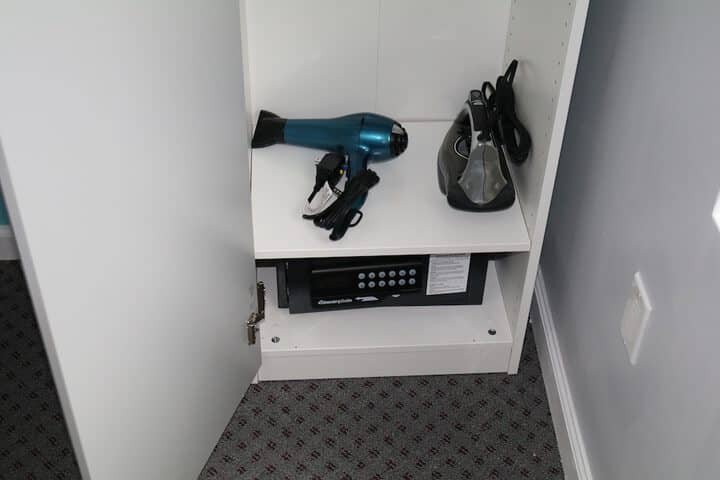 Room amenity